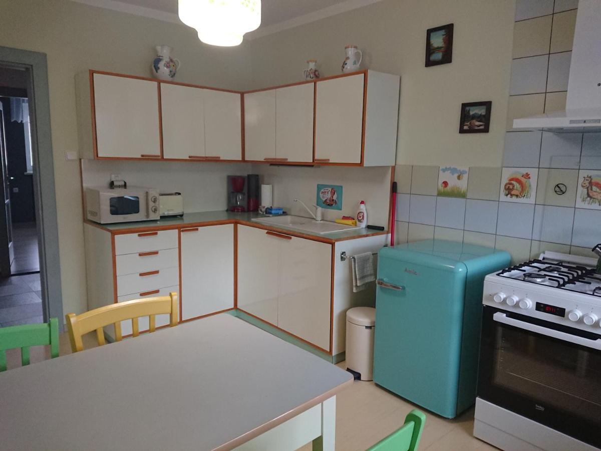 Retro Vila Guest House Slusovice ภายนอก รูปภาพ